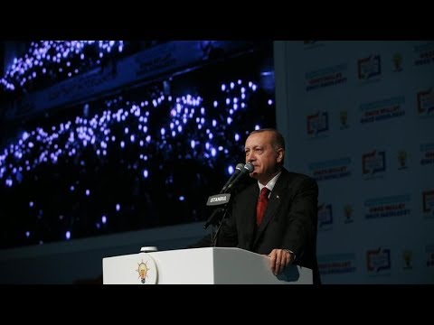 Cumhurbaşkanı Erdoğan 40 ilin belediye başkan adaylarını açıkladı