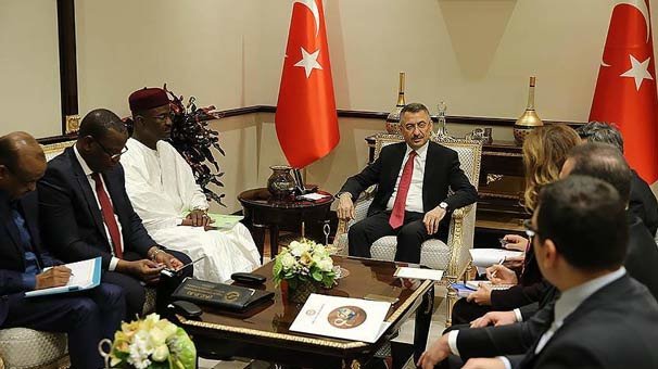 Cumhurbaşkanı Yardımcısı Oktay, Moussa'yı kabul etti